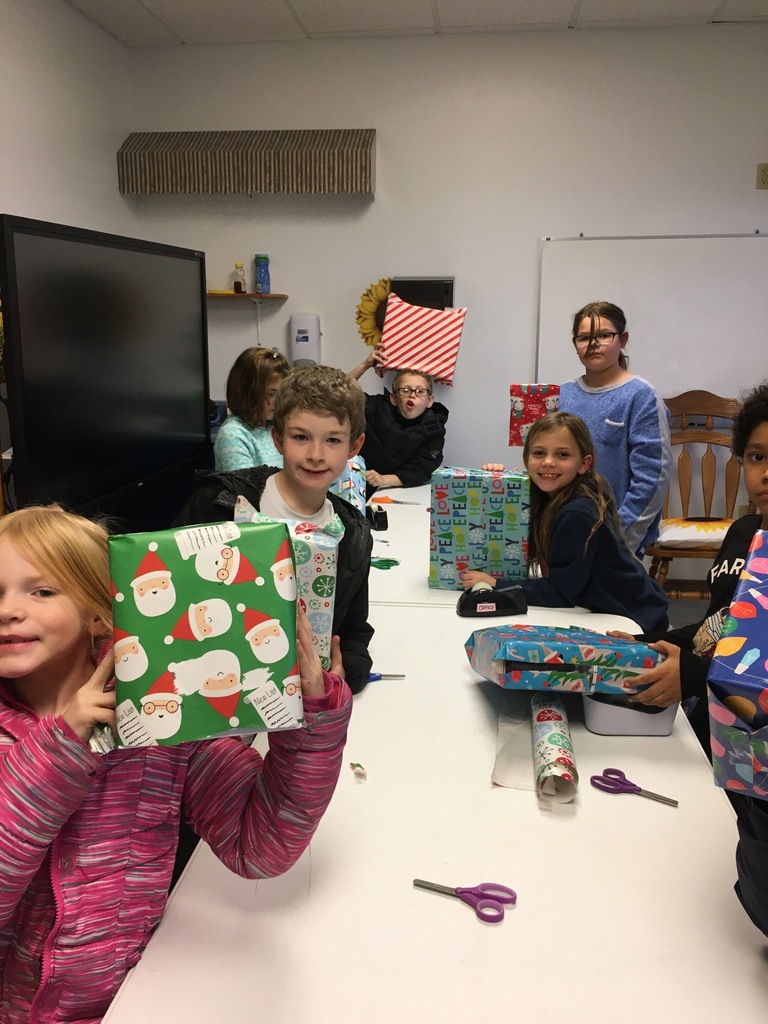 Elementary Gift Wrapping Day 